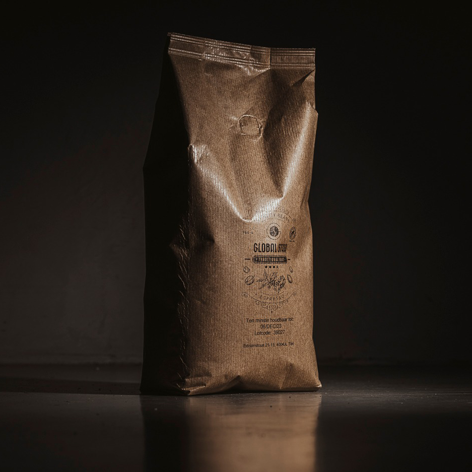 Koffie Indonasian Roast - 3f06fe96 ba9f 4e94 8857 c9e0374c8b03 - 002